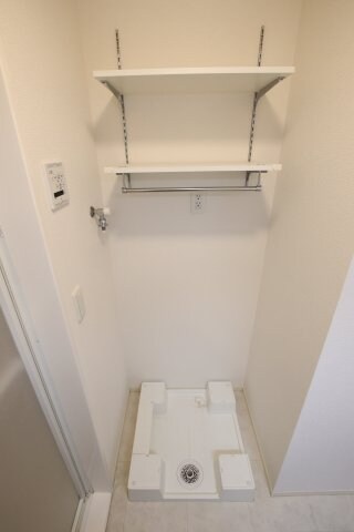 物件内観写真13　(室内洗濯機置き場)