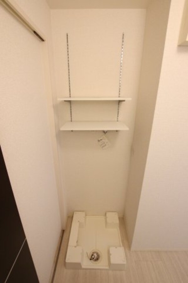 建物設備(敷地内ゴミ捨場)