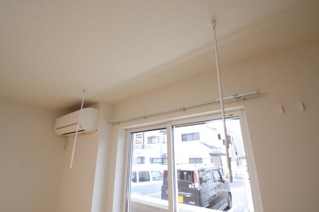 物件内観写真24　(室内干し器具)