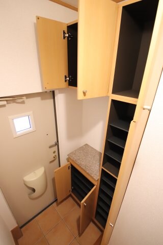 物件内観写真7　(シューズボックス)