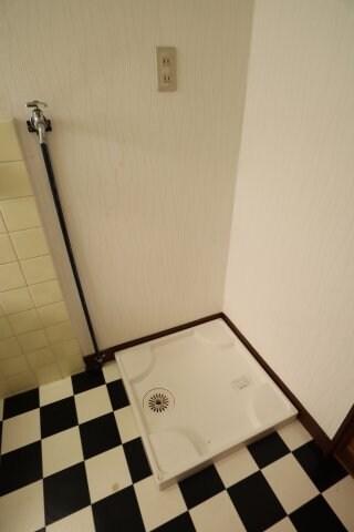 物件内観写真14　(室内洗濯機置き場)