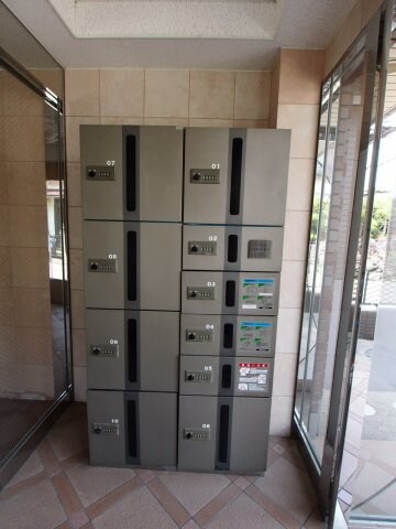 物件内観写真6　(宅配ボックス)