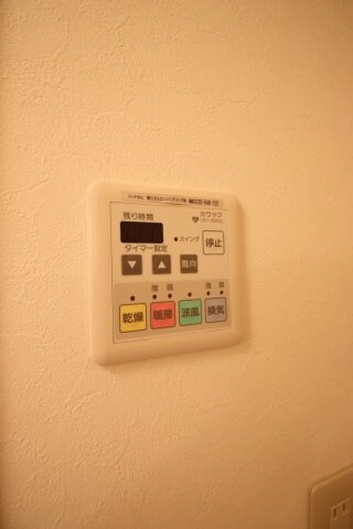 物件内観写真13　(浴室乾燥き)