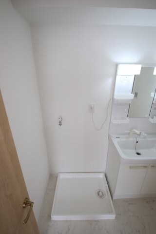 物件内観写真22　(室内洗濯機置場)