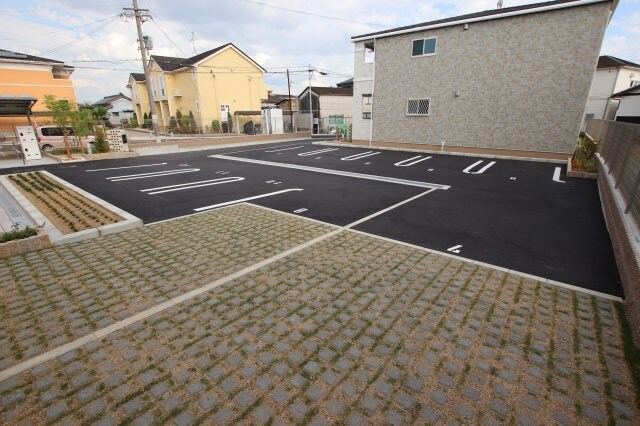 物件外観写真3　(同一施工会社同一仕様写真)