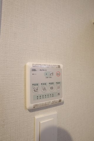 物件内観写真11　(浴室乾燥機)