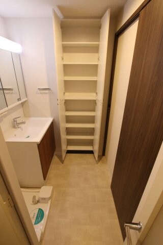 物件内観写真14　(収納あり)