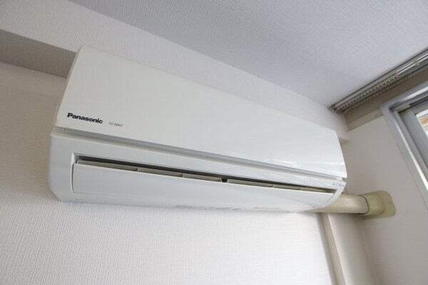 建物設備(エアコン)