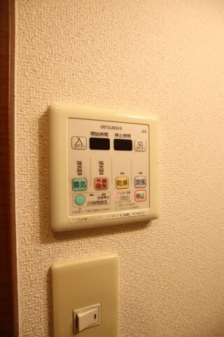 物件内観写真15　(浴室乾燥機)