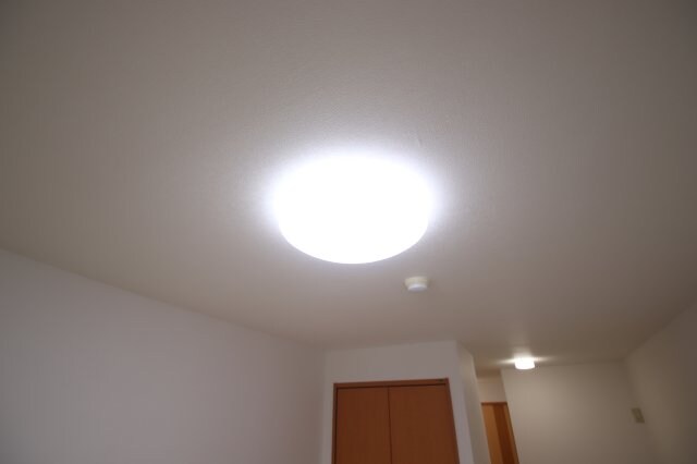物件内観写真26　(照明器具)
