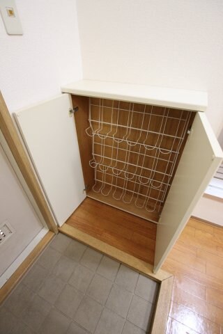 物件内観写真6　(シューズボックス)