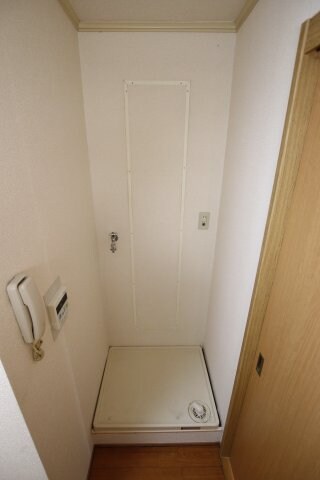 物件内観写真13　(室内洗濯機置き場)