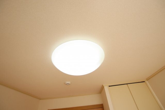 物件内観写真26　(室内照明)