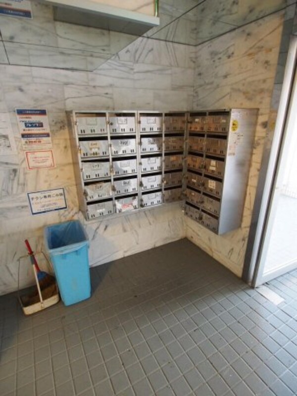 建物設備(集合ポスト)