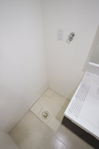 物件内観写真12　(室内洗濯機置場)