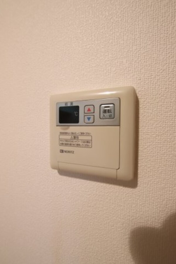 建物設備(給湯器リモコン)