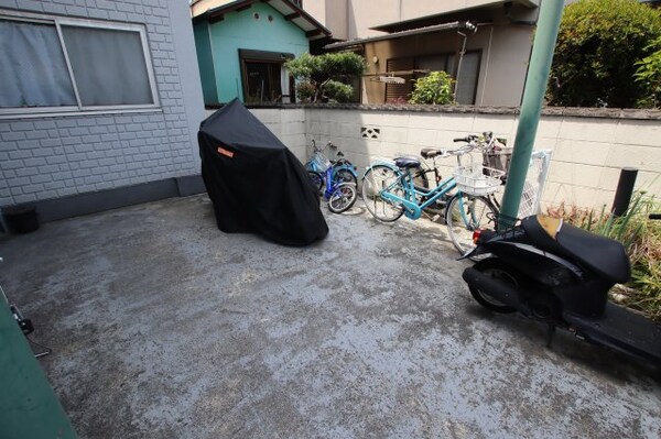 建物設備(駐輪場)