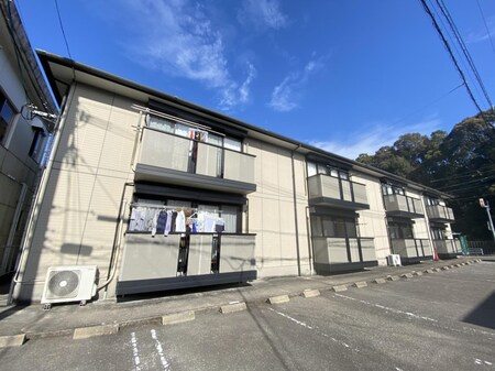 サニー神宮の森外観写真
