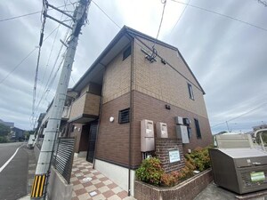 サーフスリー曽師　A棟外観写真