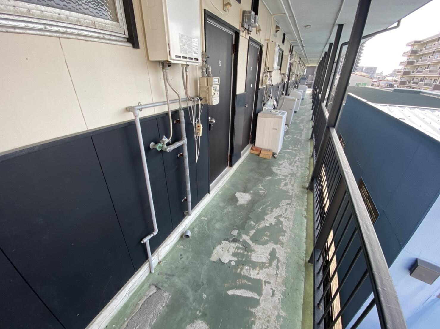 物件内観写真18　(洗濯機置場)