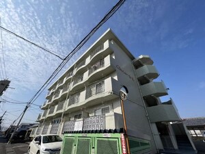 ぐらんしゅーるK外観写真