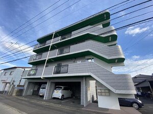 ウエストコースト外観写真