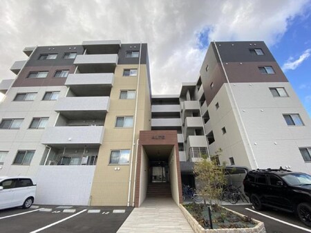 Alte Meister REVEⅡ （アルテマイスター レーヴⅡ）外観写真