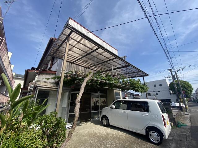 外山貸家