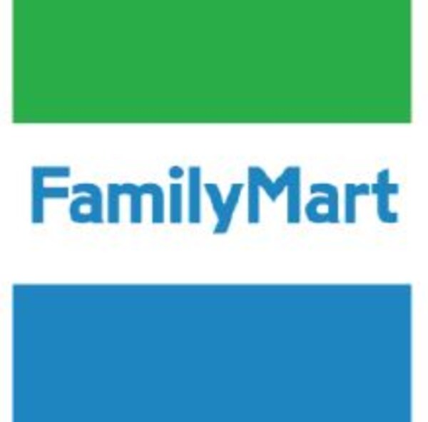 周辺環境(ファミリーマート 江戸堀二丁目店 280m)