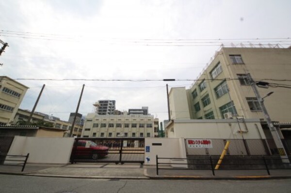 周辺環境(大阪市立堀江中学校 320m)