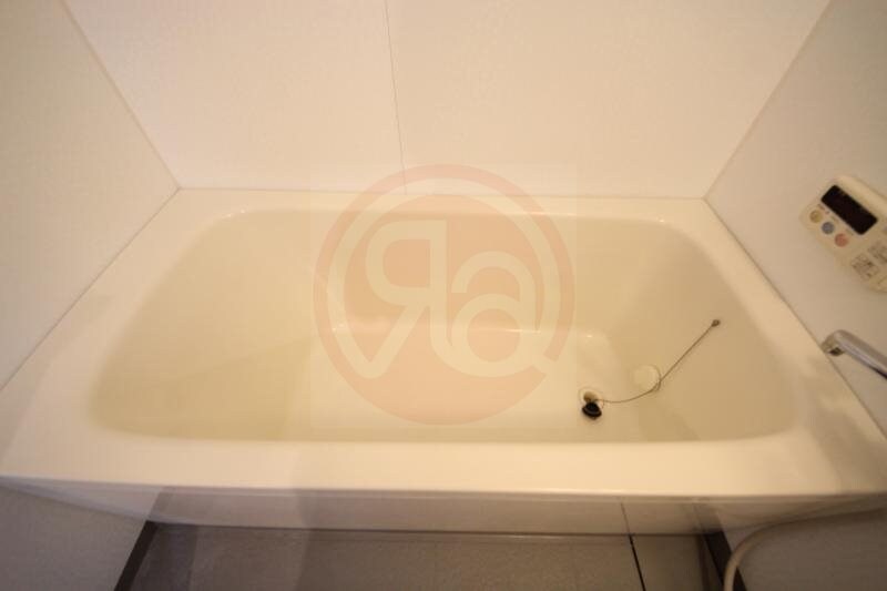 物件内観写真10　(きれいなお風呂です)