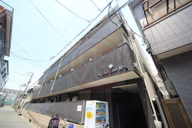 物件外観写真1　(外観もきれいです)