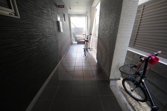 物件外観写真3　(ロビーです)