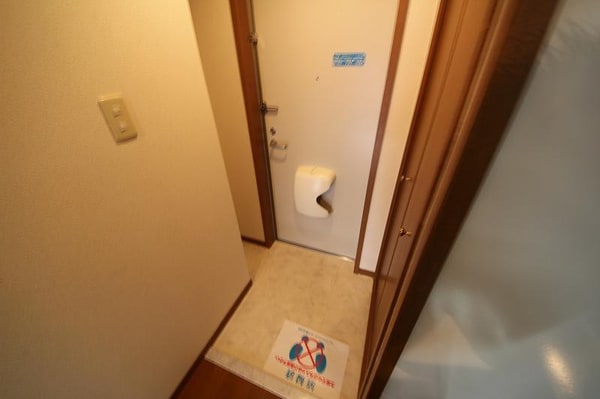 玄関(シンプルで使いやすい玄関です)