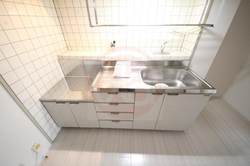 物件内観写真8　(使いやすいキッチンです)