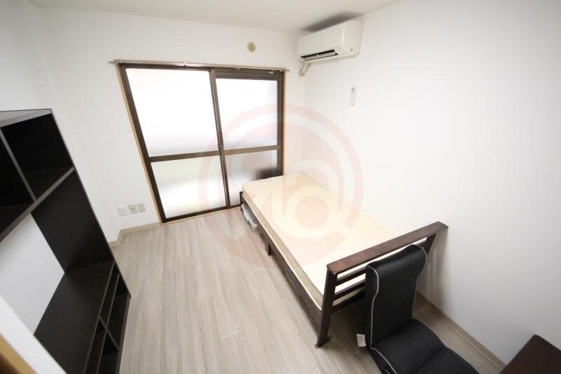 物件内観写真18　(スタンダードな洋室です)