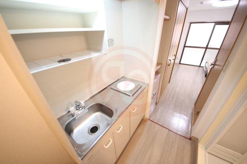 物件内観写真21　(コンパクトなキッチンで掃除もラクラク)