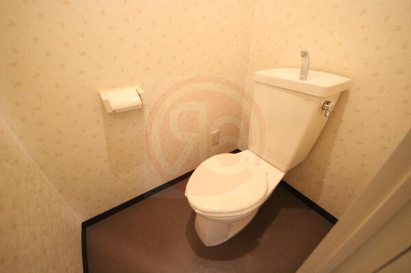 トイレ(シンプルで使いやすいトイレです)