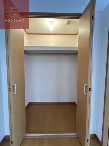 物件内観写真13　(便利な収納スペースです)