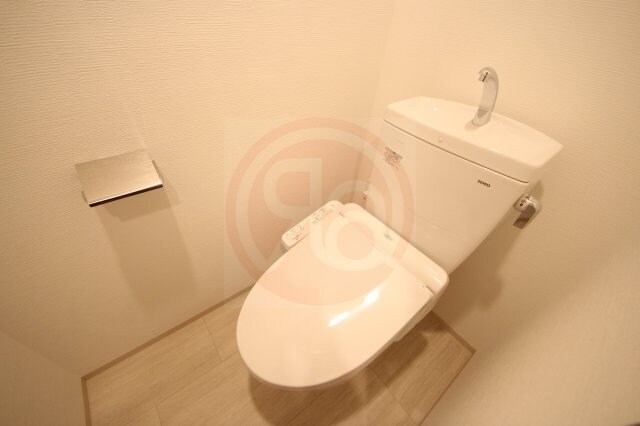 物件内観写真9　(落ち着いたトイレです)