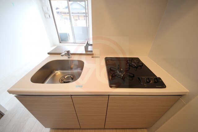 物件内観写真24　(コンパクトなキッチンで掃除もラクラク)