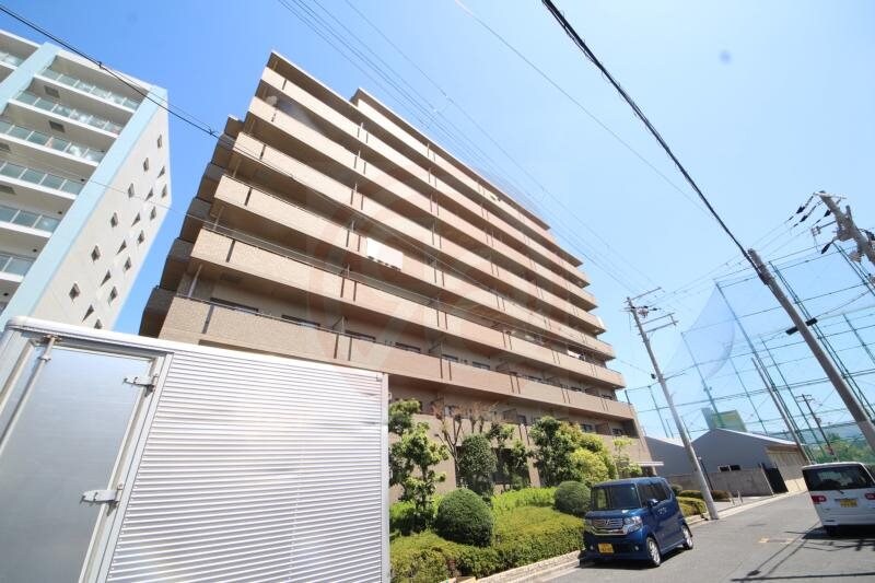 物件外観写真4　(落ち着いた雰囲気の外観です)