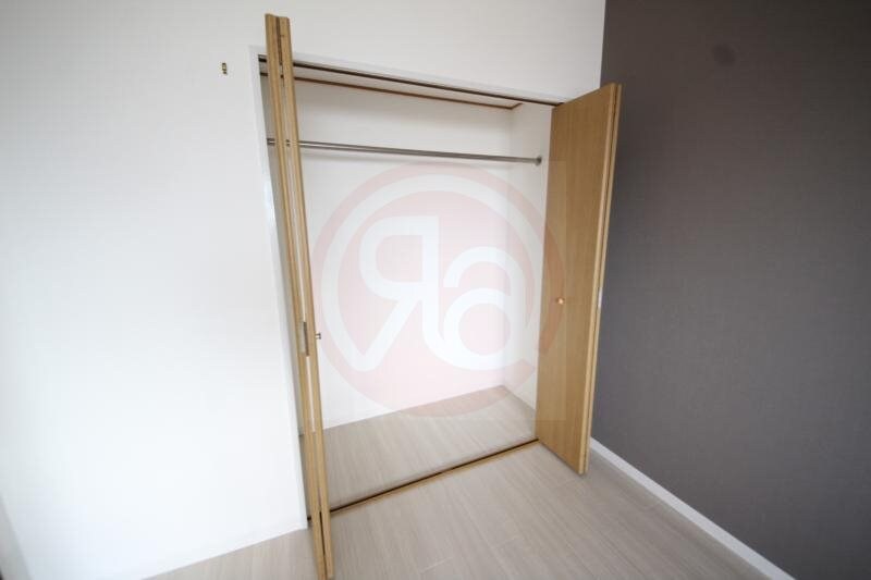 物件内観写真25　(たっぷりとした収納スペースです)