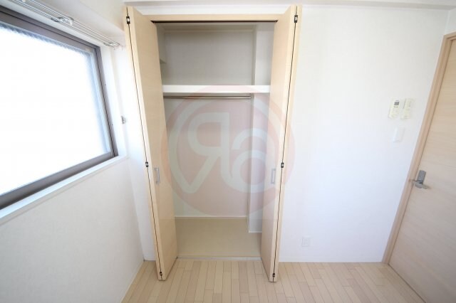 物件内観写真25　(収納豊富です)