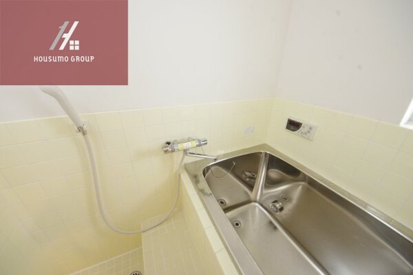 浴室(きれいなお風呂です)