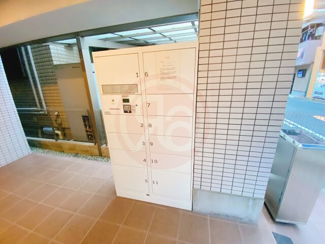 物件内観写真14　(エントランスです)