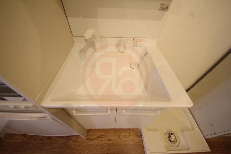 物件内観写真19　(コンパクトで使いやすい洗面所)