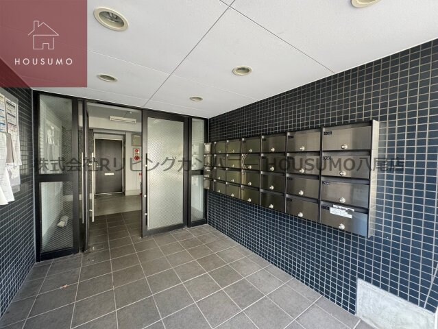 物件外観写真2　(毎日通るエントランスはこのようになっています)