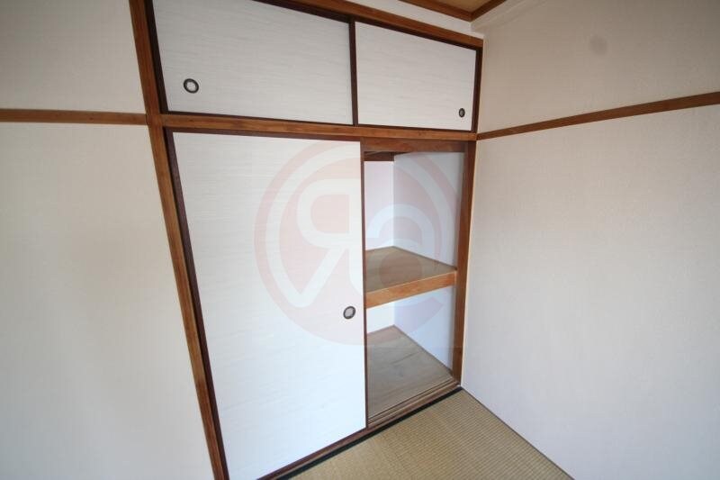 物件内観写真8　(こまごまとしたものを収納できそうですね)