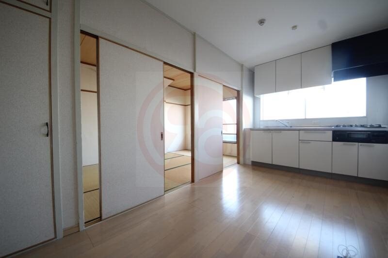 物件内観写真22　(使いやすい居間です)